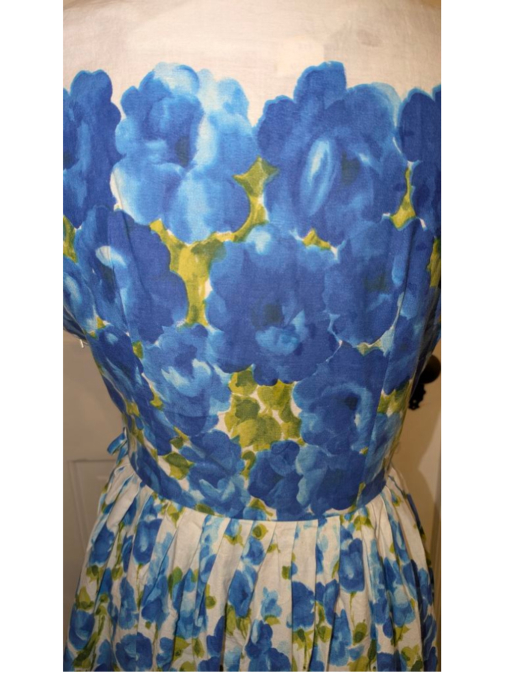 vintage 1950s Floral Cotton Dress - Picture 8 of 16